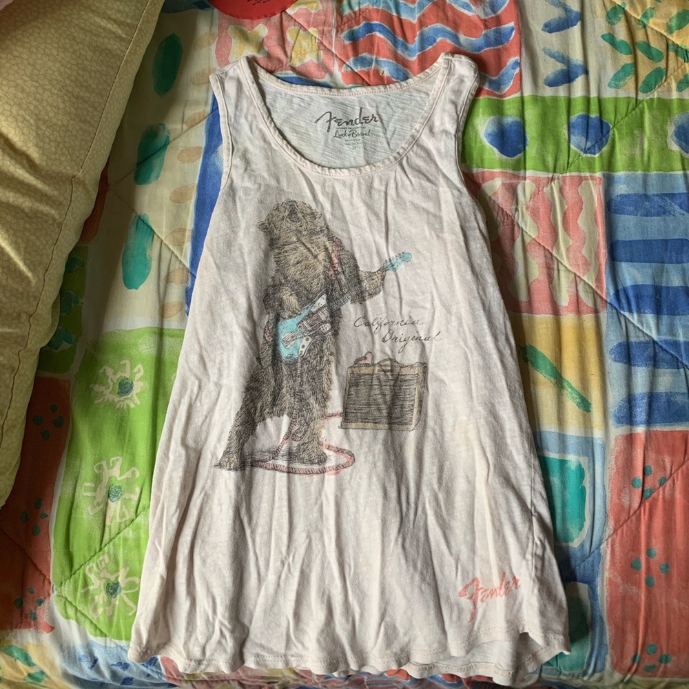 Super cute sleeveless top